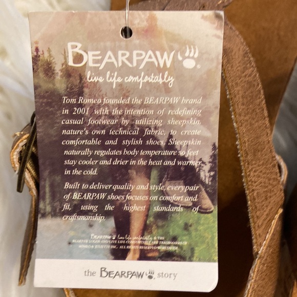 Bearpaw Sandals size 6 brand new with tags color light brown  (G8) - Picture 11 of 12
